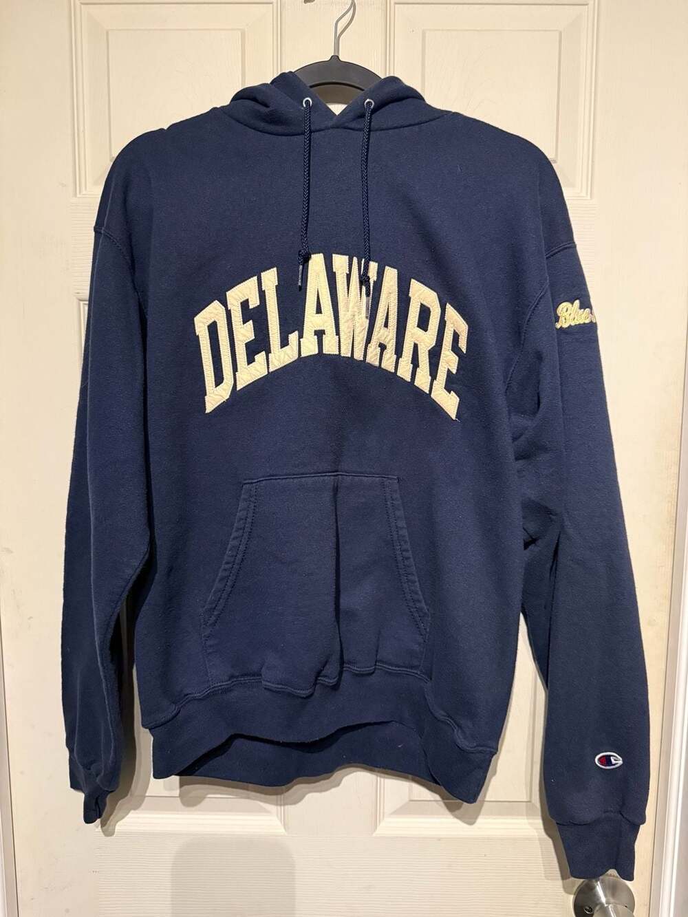 Champion Delaware Blue Hens Hoodie Size Medium Navy Blue